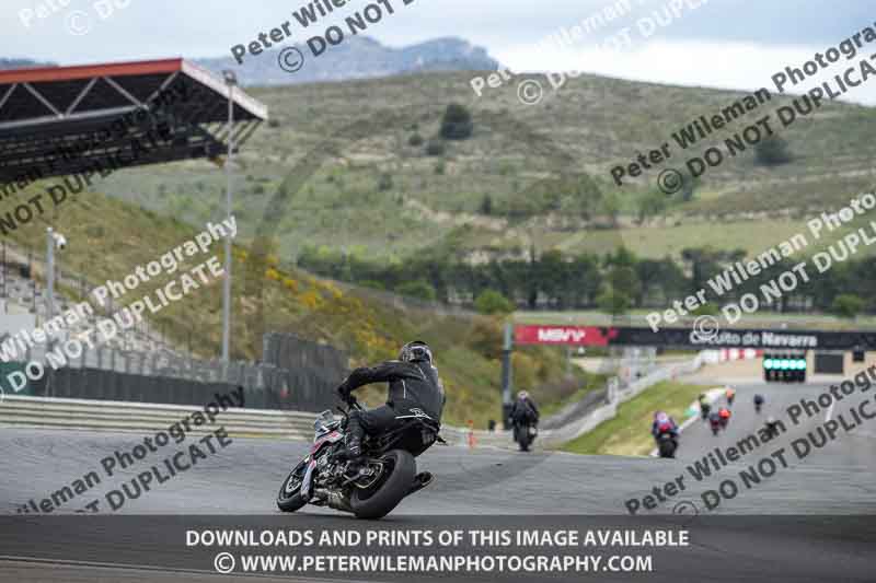 cadwell no limits trackday;cadwell park;cadwell park photographs;cadwell trackday photographs;enduro digital images;event digital images;eventdigitalimages;navarra;no limits trackdays;peter wileman photography;racing digital images;trackday digital images;trackday photos